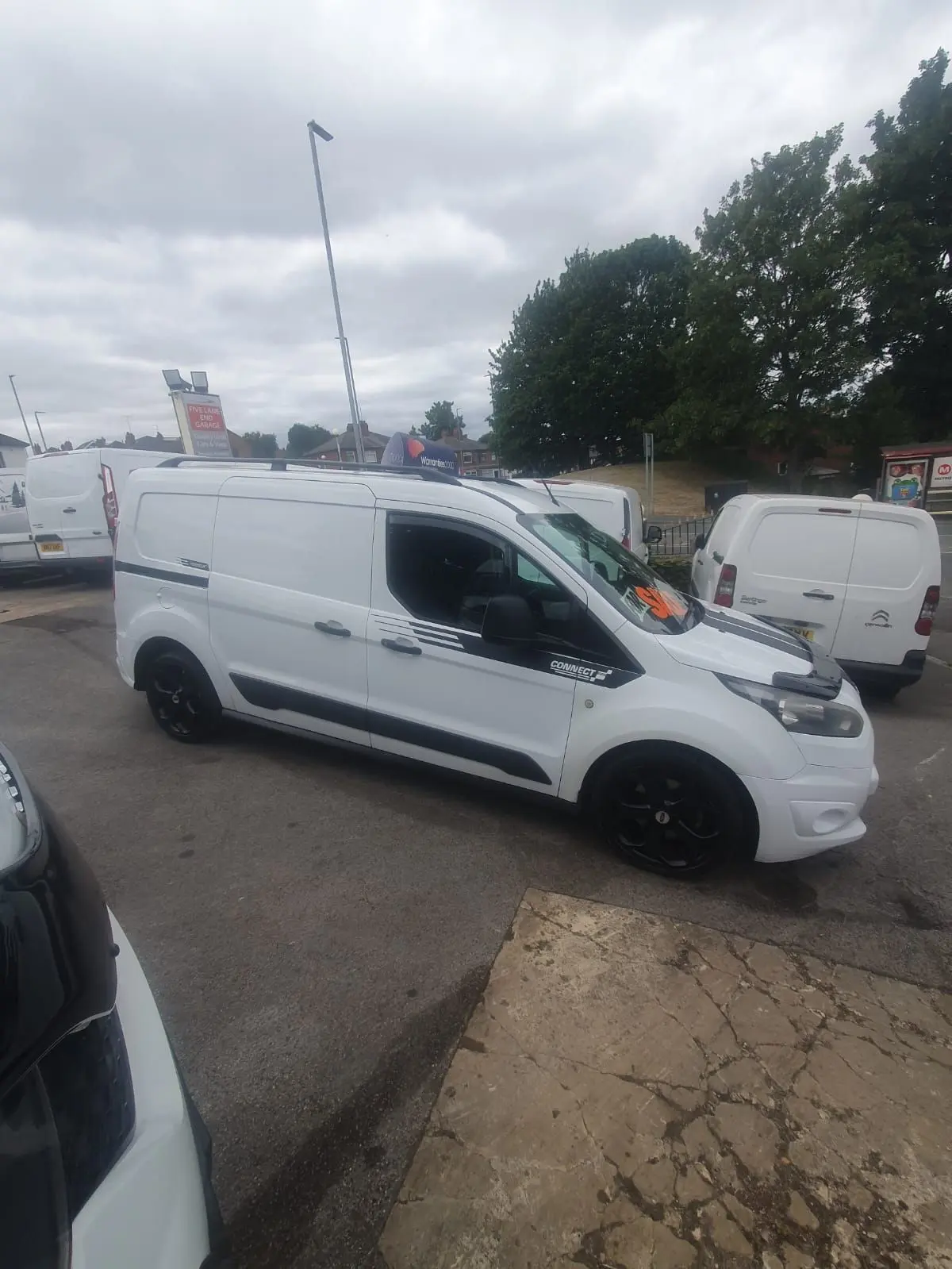 FORD TRANSIT CONNECT 1.6 TDCI L2, photo 1 of 18